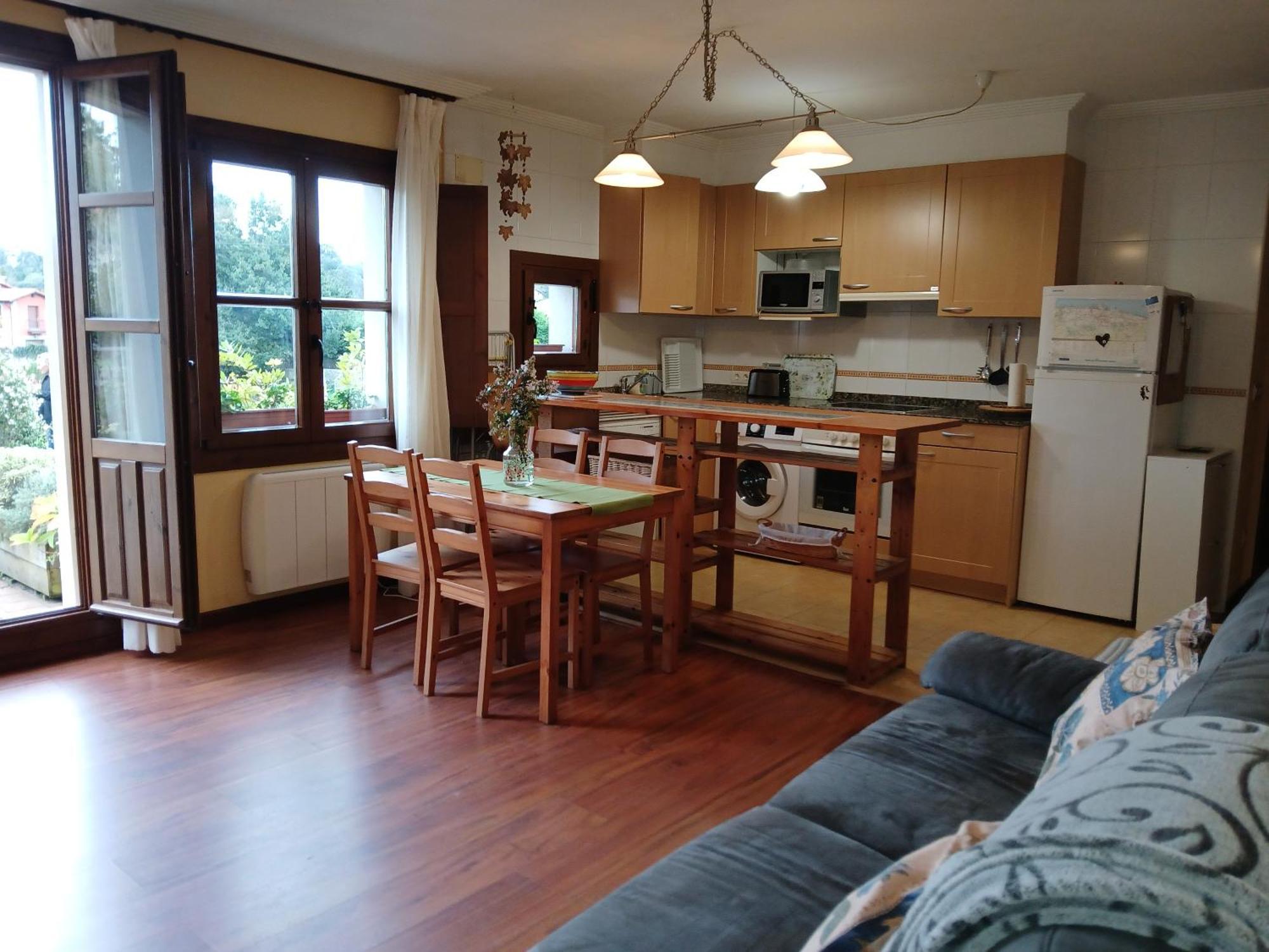 Acogedor Bajo Con Terraza Y Vistas Apartment Нуева де Лянес Екстериор снимка